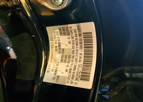 2020 Toyota Yaris L z USA, uszkodzony, nr VIN 3MYDLBYV2LY711618